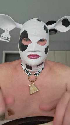 Victoria Lecherri: Głodny Głodny Hucow!