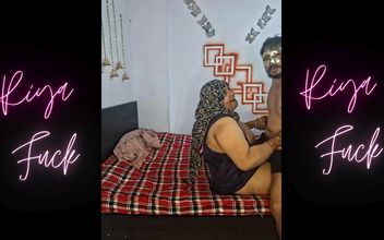 Desi Indian Tamil Muslim Hijab Aunty Sex with Stepson Friends Pussy Fuck
