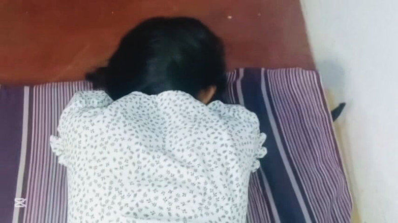 Sadu: Rata Eha Gedara Akkage Kamareta Panala Hukana Mama