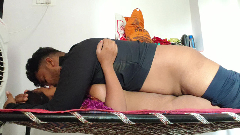 Premi pooja: Gav Ki Ladki Aaur Pados Ka Ladka purane Ghar mich...