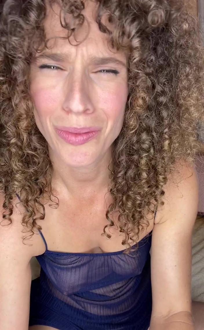 VibeWithMommy: Mama Joi! Ik help je nadat je wakker bent uit...