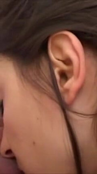 小奶子黑发少女被干