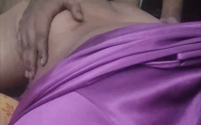 Slider: Desi Bhabhi daje cios