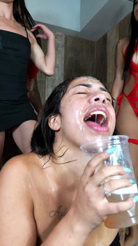 Escupir tragar pandillas - tragar todos los litros de nuestra saliva luxus