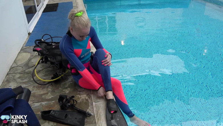 UKCuteGirl Lucy Lauren: Scuba Retreat Day 2 - rung cảm âm hộ bí mật trong giờ...