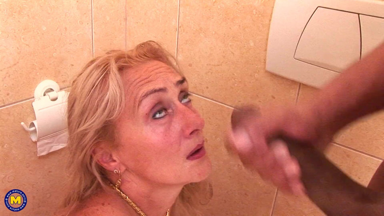 Mature NL: Alte damen sind so einfach