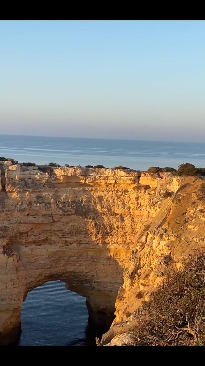 DaringKiara: Sunrise'ın tadını çıkarıyor