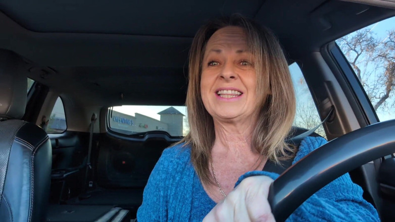 Little Linda: Little Linda Returns Doors at Lowe's