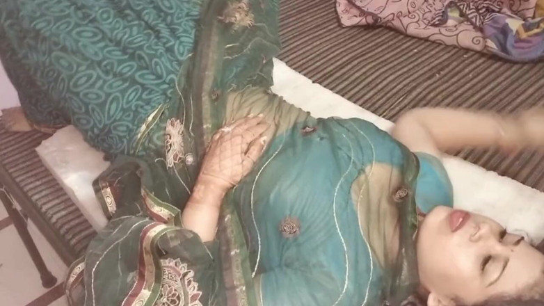 Sexy Girlfriend Girl: Newly Love Marriage Couple Romance and Fucked in Hindi Sex...