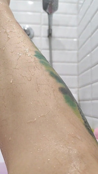 Wet Hairy Pussy, Hairy Legs and Armpits in the Bathtub
