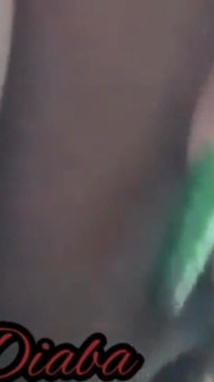 I'm with My Friend's Girlfriend to Hide an Erotic Secret From Her