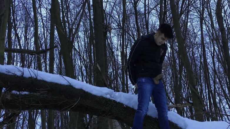 Idmir Sugary: Twee keer de winter aftrekken in Snowy Land