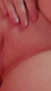 섹시한 할로윈 의상에서 뚱뚱한 스트립