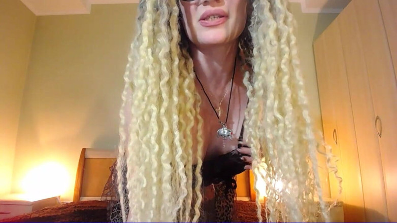 BadAssBitch: 失败者为我的中指撸管撸管