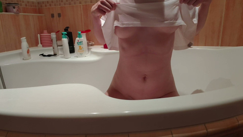Cravebelle: Squirt