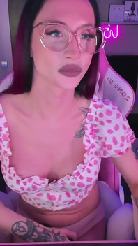 Eva Borisova: up Close and Personal in Her Hottest Webcam Show