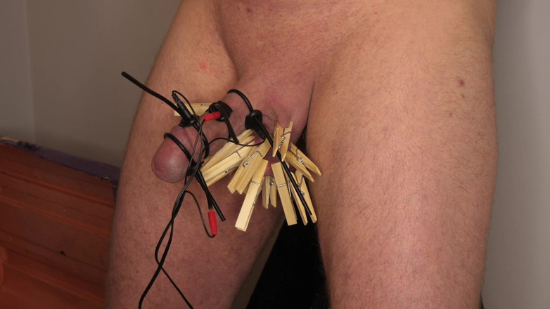 The Izars: CBT Pegs a Estim