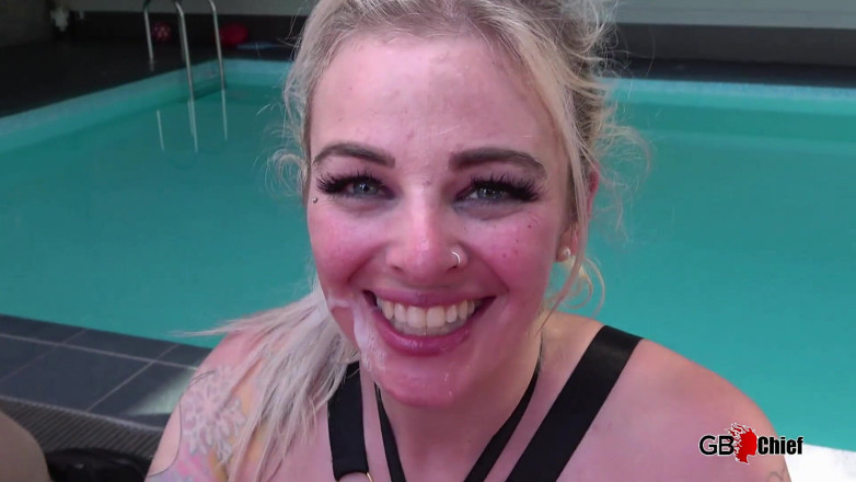 GangBang-Dream: BBW-gangbang Lucy May &amp; Harleyy Hart Outdoor Creampie Gangbang