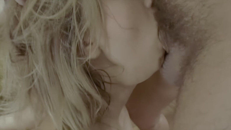 pornitaliangraffiti: Ці Дві Сучки Їх Всюди Розкидають