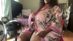 Legendary Booty Overdose: Peituda SSBBW - jogo de vibrador e stripteasing