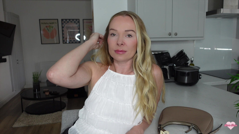 Brea Rose: 操打喷嚏鼻涕继母