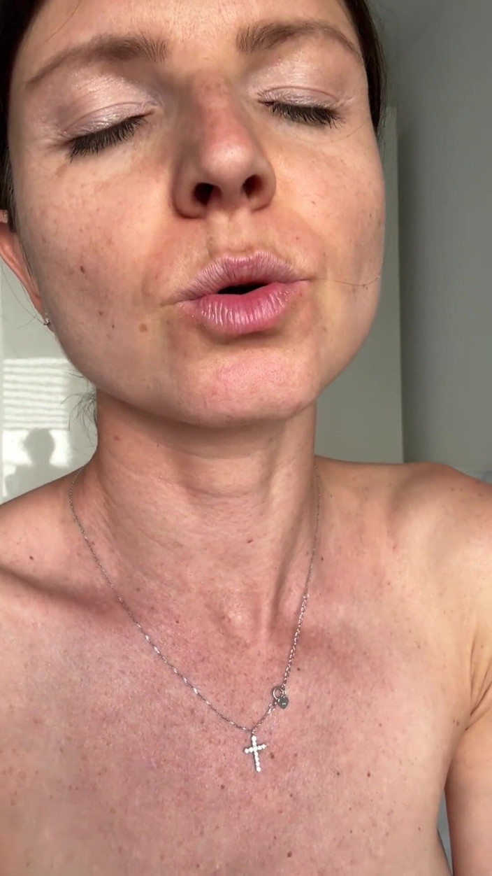 Gina Gerson: Solo Streap and Pussy Fuck by Toy