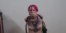 Lady Lazarus: Зв'язаний рот зі зв'язаними руками і зачеплений ніс