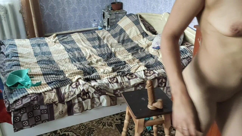 DirtyLubov: 假阳具和玻璃阴户手淫