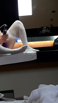 Meu encontro do Tinder esguichando e assistindo pornô