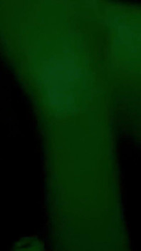 Marito cornuto riprende un video della moglie che si gode il sesso duro con l'amico del marito