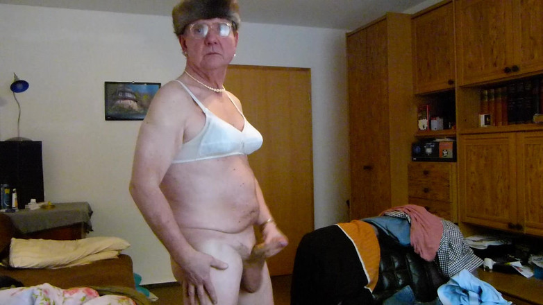 Andi Geil: Crossdresser Andreas Beim Pissen Und Wichsen