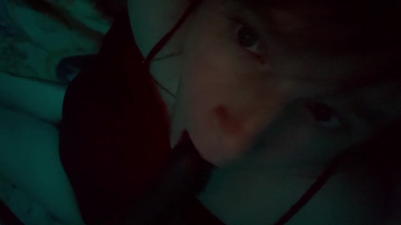 Sexualescape69: Nyepong dildo di ranjang kayak banci bahenol