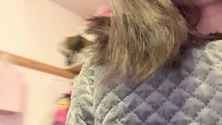 sweethanajapanese: Pissend klein poesje harig in de Moring