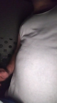ฉันเต้นช้าๆและหยอกล้อแก้ผ้า