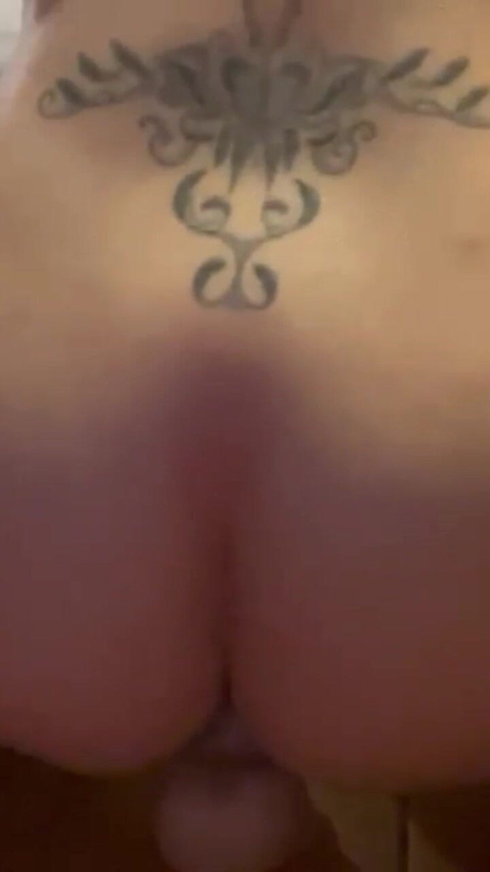 JessieRaexx: Znuděná dvěma hračkami