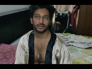 कन्नड़ लड़का कन्नड़ में बात कर रहा है