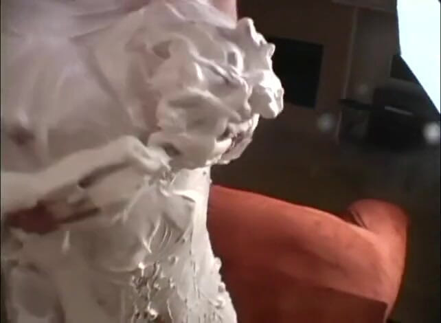 Femdom Austria: Il divertimento lesbo di 3 ragazze