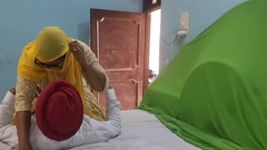 Permainan peran pemimpin punjabi - fantasi piyama kurta putih