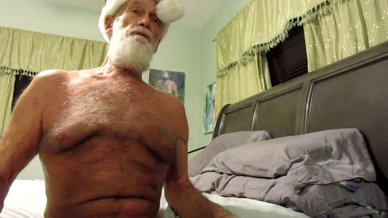 Mr hairy gardener: Santapre-holidayfinal