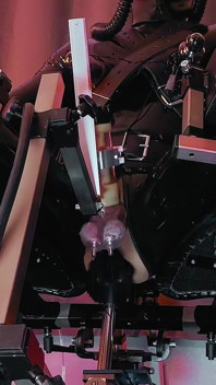 Rubberen drone versus machines