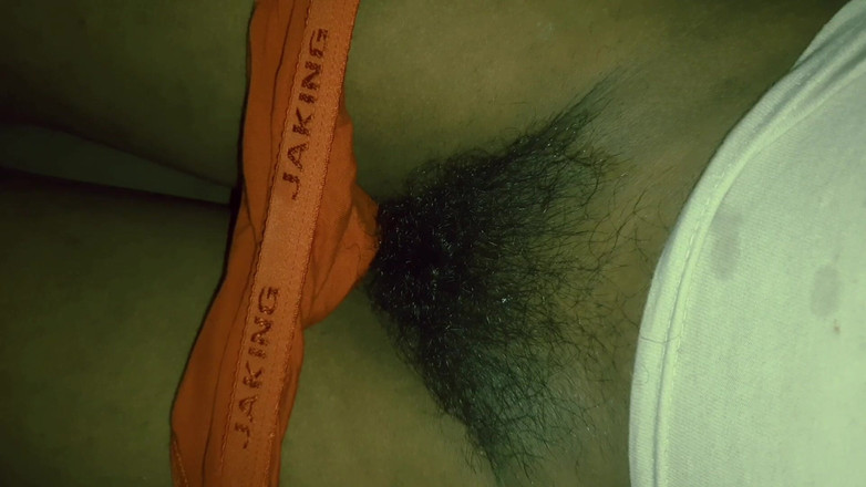 Sumathi10th: Tamil chica universitaria 18+