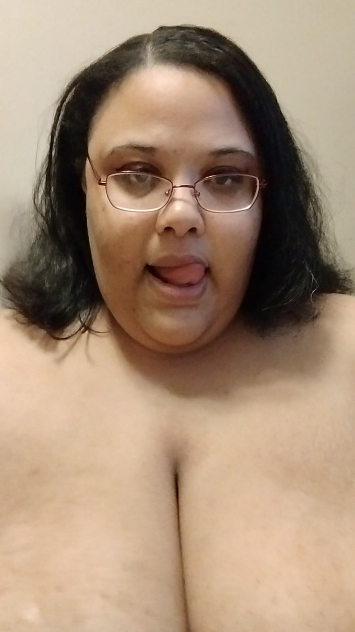 Jessica pigslut: Si jalang gemuk merayu untuk batang awak!