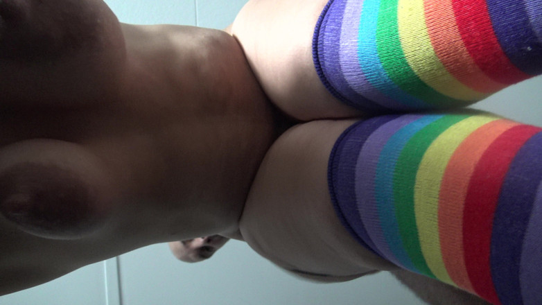 Stepmom Susan: Procace milf britannica mi fa scopare la sua fica pelosa