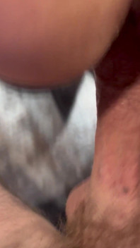 Ava Austen follada en la garganta y el coño por la enorme polla de Danny D