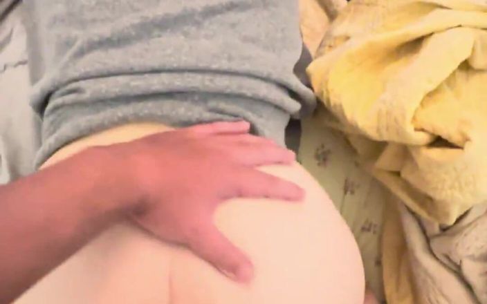SquishMallow3328: Nádherná čínská milf spolupracovnice mě zve k ní domů, abych mohl...
