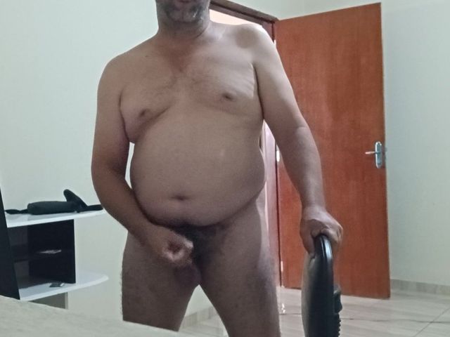 Jerking off in the Afternoon (Hmaduro flex 73)