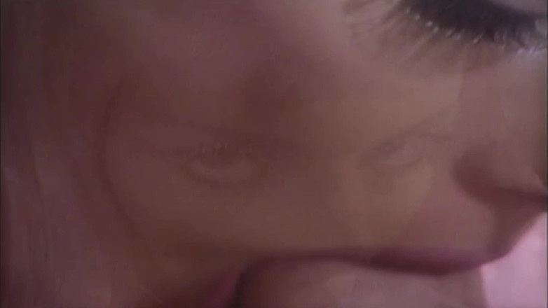 Antonio Adamo Film: Erotik Deney - Kıyamet Sonrası Hakimiyet