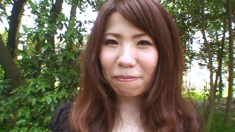Japan Lust: Sexy japanische amateur-MILF will befriedigen