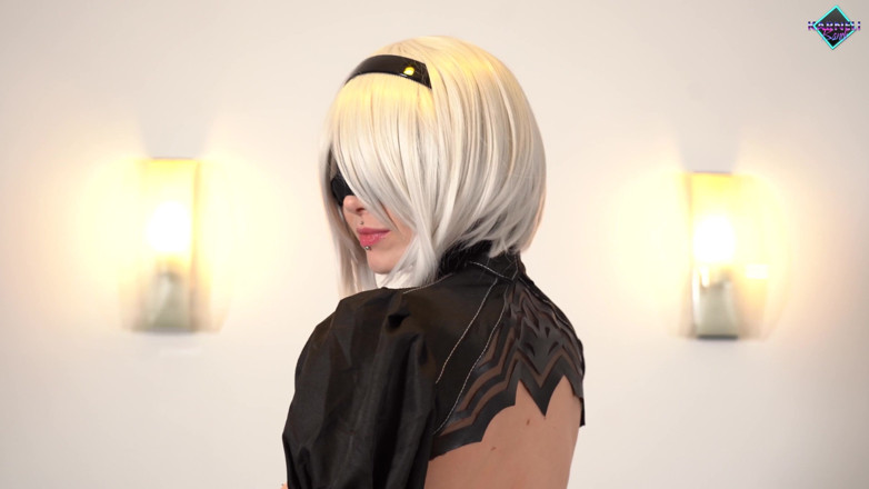 Karneli Bandi: Nier Automata 2B suka dubur dan menunggang dildo. Karneli Bandi