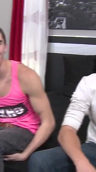 Damien Kyle Puts His Cock in Him